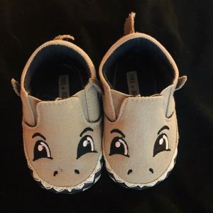 Baby shark shoes